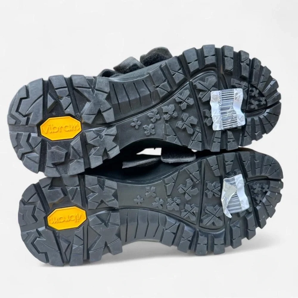 Racer Worldwide Vibram Desert Boots Black Suede FW23 size 8